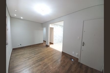 Apartamento para alugar com 98m², 3 quartos e 1 vaga Apartamento para alugar com 98m², 3 quartos e 1 vagaSala