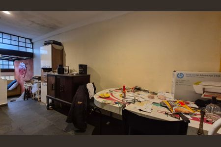 Casa à venda com 329m², 4 quartos e 6 vagasCozinha