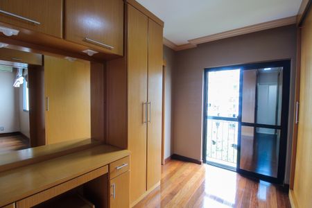 Apartamento à venda com 199m², 3 quartos e 3 vagasCloset do quarto 2