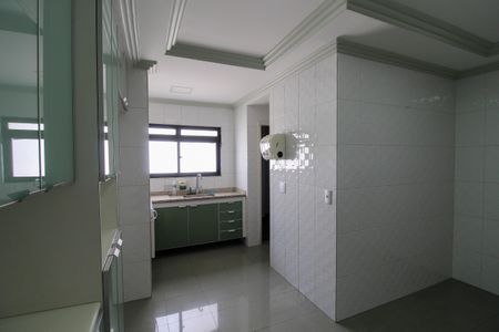 Cozinha de apartamento à venda com 3 quartos, 199m² em Rio Pequeno, São Paulo