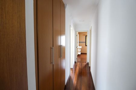 Apartamento à venda com 199m², 3 quartos e 3 vagasCorredor