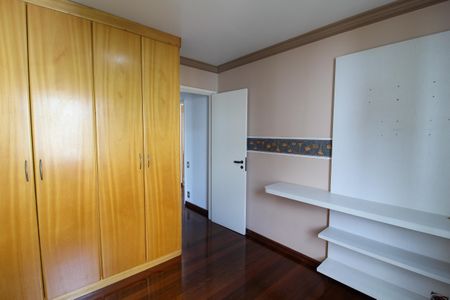 Apartamento à venda com 199m², 3 quartos e 3 vagasQuarto 3