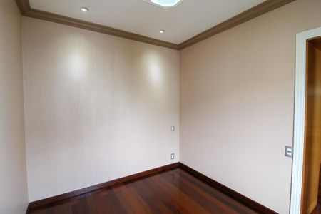 Apartamento à venda com 199m², 3 quartos e 3 vagasQuarto 2