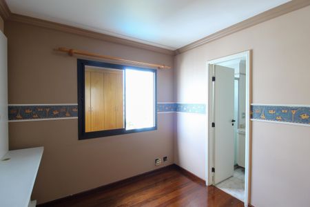 Apartamento à venda com 199m², 3 quartos e 3 vagasQuarto 3