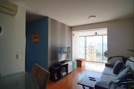 Sala de apartamento para alugar com 2 quartos, 72m² em Passo D’areia, Porto Alegre