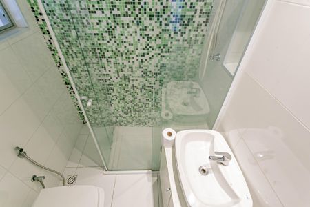 Banheiro de apartamento à venda com 2 quartos, 43m² em Liberdade, São Paulo