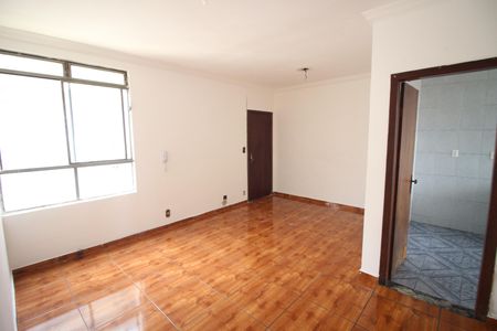 Sala de apartamento à venda com 3 quartos, 70m² em Novo Eldorado, Contagem