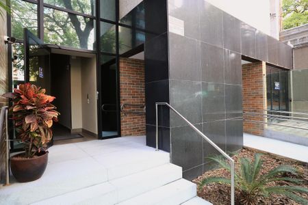 Apartamento à venda com 140m², 2 quartos e 2 vagasEntrada