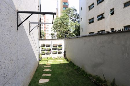 Apartamento à venda com 140m², 2 quartos e 2 vagasÁrea externa