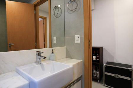 Apartamento à venda com 140m², 2 quartos e 2 vagasBanheiro