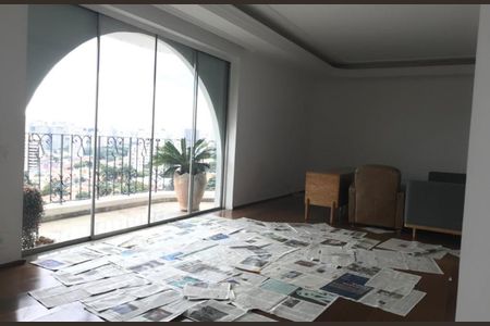 Apartamento para alugar com 4 quartos, 240m² em Santo Amaro, São Paulo