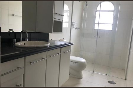 Apartamento para alugar com 4 quartos, 240m² em Santo Amaro, São Paulo