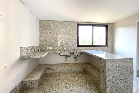 Apartamento à venda com 186m², 4 quartos e 3 vagasCozinha