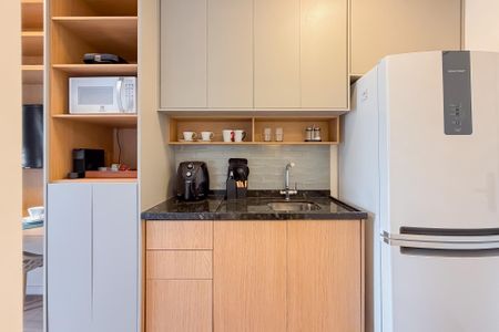 Cozinha de kitnet/studio para alugar com 1 quarto, 23m² em Vila Mariana, São Paulo