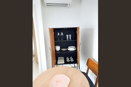 Apartamento para alugar com 1 quarto, 40m² em Pinheiros, São Paulo