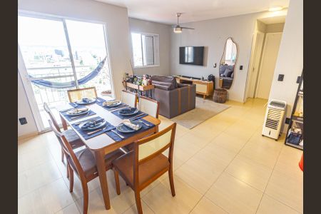 Sala de apartamento à venda com 2 quartos, 65m² em Vila Piratininga, São Paulo