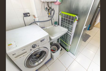 Apartamento à venda com 65m², 2 quartos e 1 vagaÁrea de Serviço