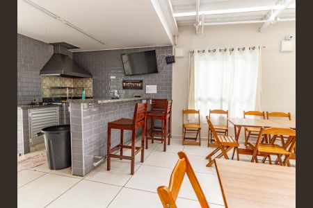 Apartamento à venda com 65m², 2 quartos e 1 vagaÁrea comum - Churrasqueira