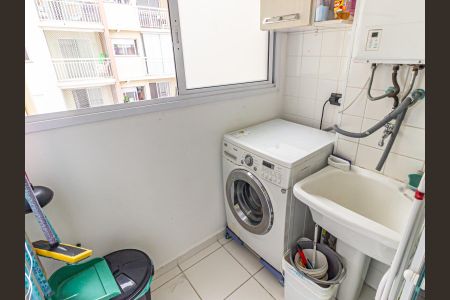 Apartamento à venda com 65m², 2 quartos e 1 vagaÁrea de Serviço