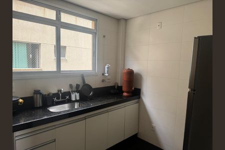 Apartamento para alugar com 3 quartos, 108m² em Buritis, Belo Horizonte