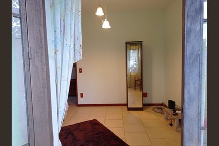 Casa à venda com 3 quartos, 360m² em Anil, Rio de Janeiro