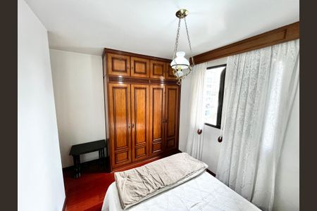 Apartamento à venda com 75m², 3 quartos e 1 vagaQuarto 2