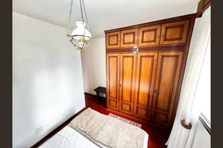 Apartamento à venda com 75m², 3 quartos e 1 vagaQuarto 2