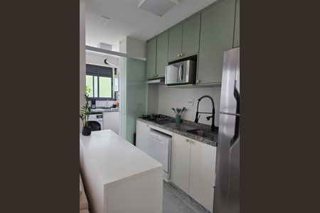 Cozinha de apartamento para alugar com 2 quartos, 46m² em Campininha, São Paulo