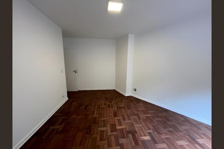 Apartamento para alugar com 3 quartos, 140m² em Jardim das Bandeiras, São Paulo