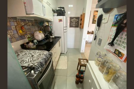 Cozinha de apartamento para alugar com 2 quartos, 50m² em Engenho de Dentro, Rio de Janeiro