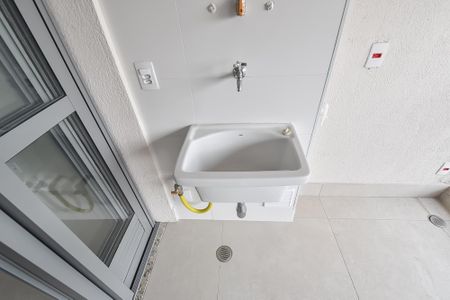 Varanda de apartamento à venda com 2 quartos, 73m² em Vila Mariana, São Paulo