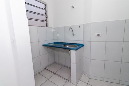 Cozinha de casa para alugar com 1 quarto, 25m² em Vila Ipojuca, São Paulo
