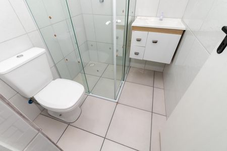 Banheiro de casa para alugar com 1 quarto, 25m² em Vila Ipojuca, São Paulo