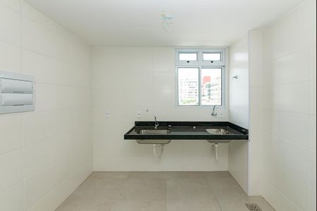 Apartamento à venda com 110m², 2 quartos e 2 vagasCozinha