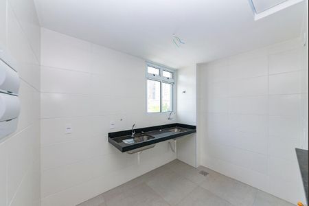 Cozinha de apartamento à venda com 2 quartos, 163m² em Buritis, Belo Horizonte