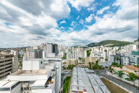Apartamento à venda com 110m², 2 quartos e 2 vagasVaranda