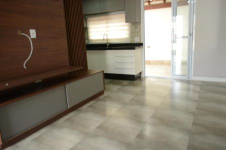 Casa de Condomínio para alugar com 2 quartos, 61m² em Chácara Faggion, Suzano