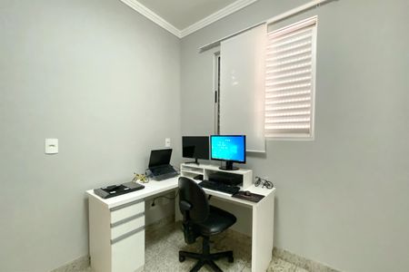 Apartamento à venda com 175m², 4 quartos e 2 vagasQuarto 3