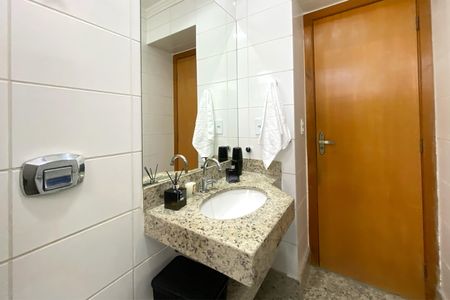 Apartamento à venda com 175m², 4 quartos e 2 vagasBanheiro