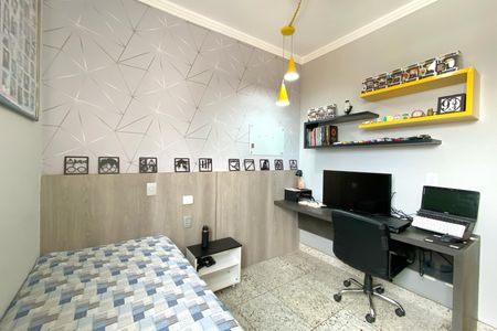 Apartamento à venda com 175m², 4 quartos e 2 vagasQuarto 4
