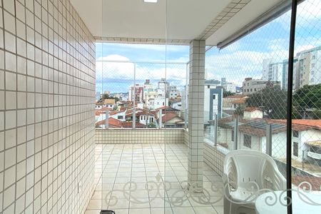 Apartamento à venda com 175m², 4 quartos e 2 vagasCobertura
