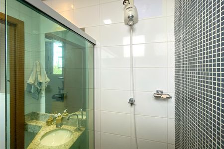 Apartamento à venda com 175m², 4 quartos e 2 vagasBanheiro da Suíte 2