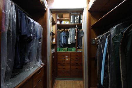 Apartamento à venda com 140m², 3 quartos e 1 vagaCloset da Suíte