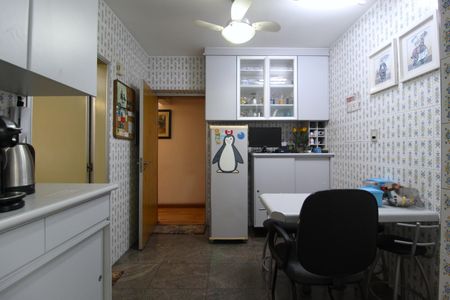 Apartamento à venda com 140m², 3 quartos e 1 vagaCozinha