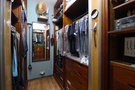 Apartamento à venda com 140m², 3 quartos e 1 vagaCloset da Suíte