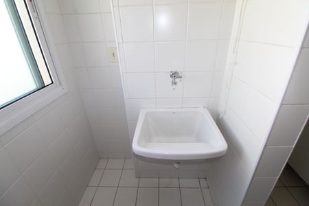 Apartamento para alugar com 70m², 2 quartos e 1 vagaÁrea de Serviço