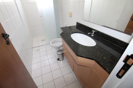 Apartamento para alugar com 70m², 2 quartos e 1 vagaBanheiro da Suíte