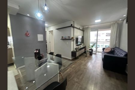 Apartamento à venda com 62m², 2 quartos e 1 vagaSala