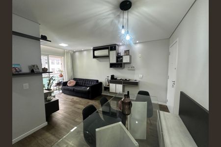 Apartamento à venda com 62m², 2 quartos e 1 vagaSala