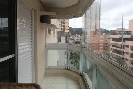 Apartamento para alugar com 115m², 4 quartos e 2 vagasVaranda